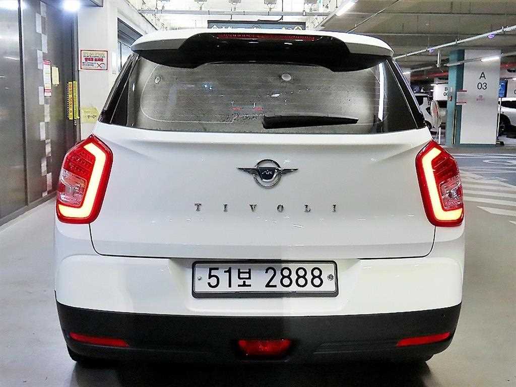 Ssangyong Tivoli - Vista 7