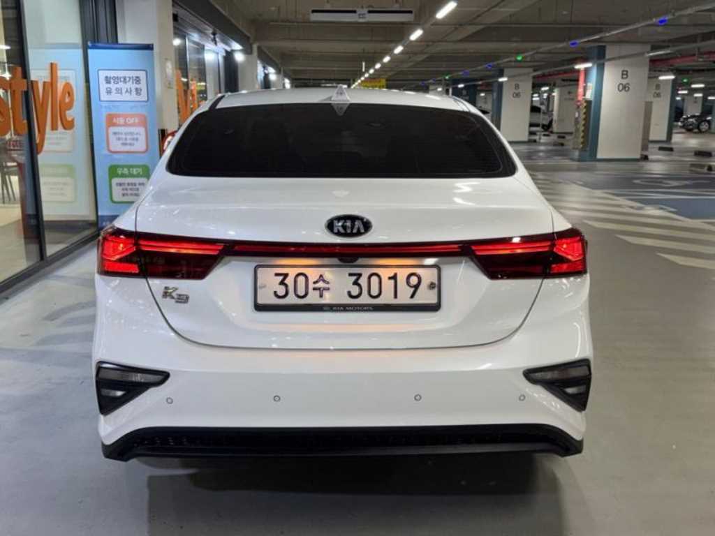 KIA K3 - Vista 7