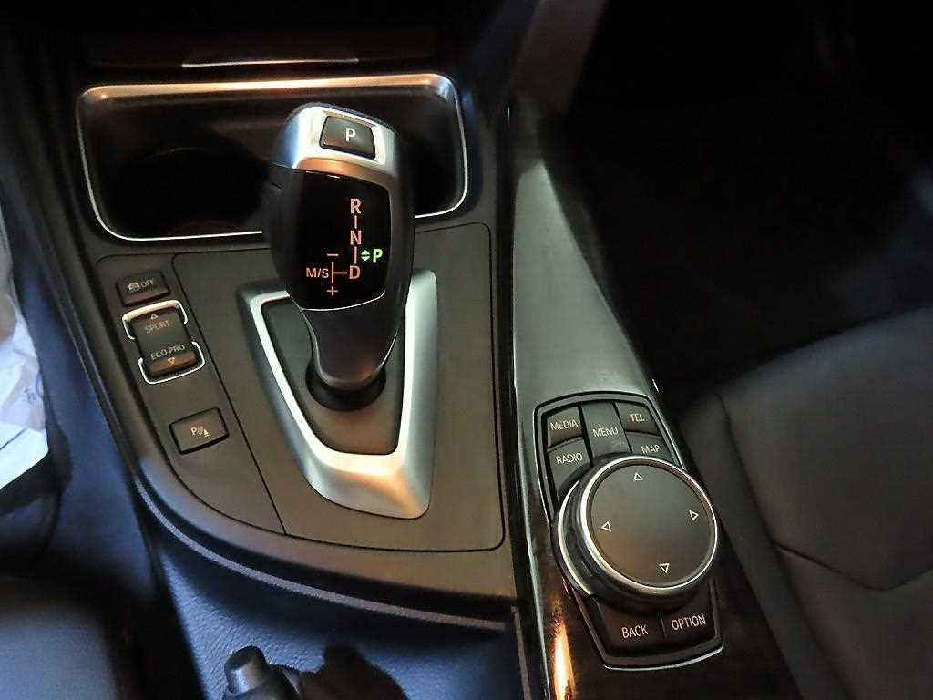 BMW 3 series 2015 Blanco - Importación desde Corea - HF Imports Iquique - Foto 14