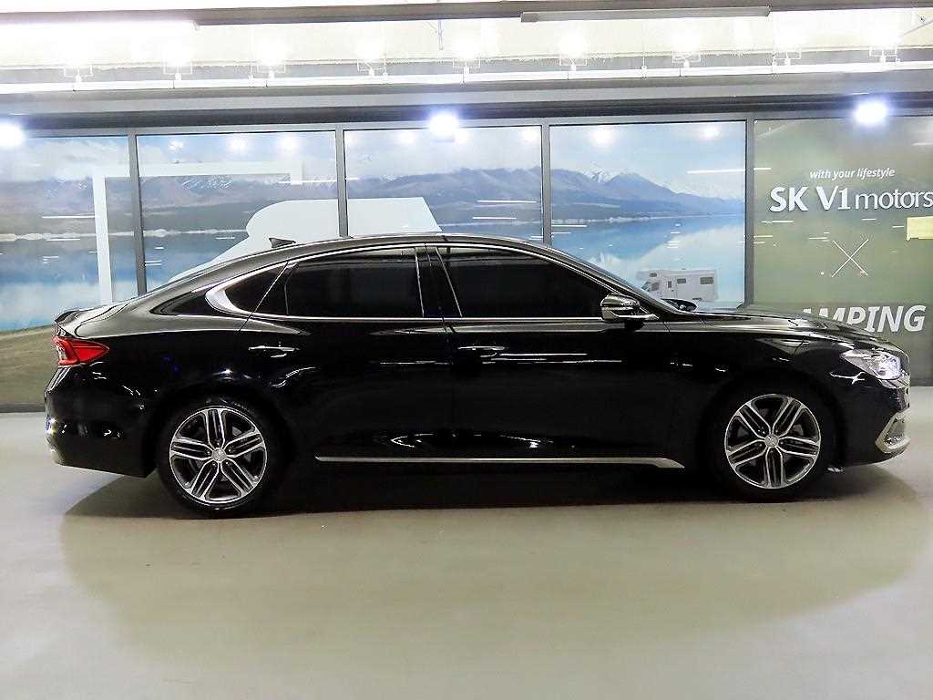 HYUNDAI Grandeur - Vista 3
