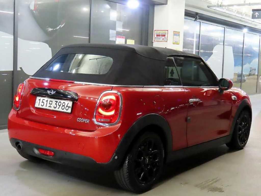 Mini Cooper Convertible - Vista 6