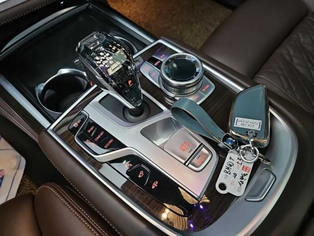 BMW 7 Series - Vista 11