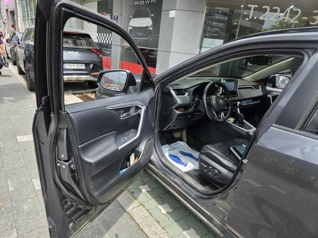 Toyota RAV4 - Vista 6