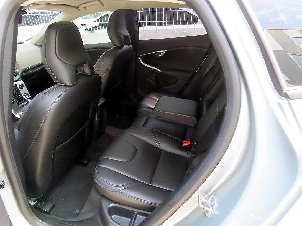 Volvo V40 - Vista 8