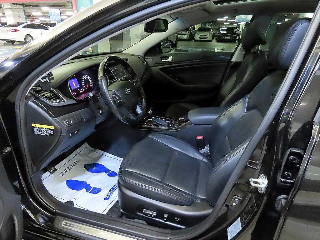 KIA K7 - Vista 8