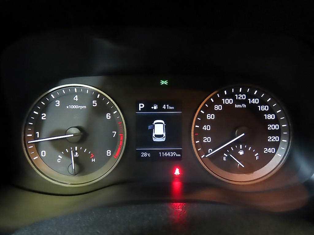 HYUNDAI Tucson - Vista 11