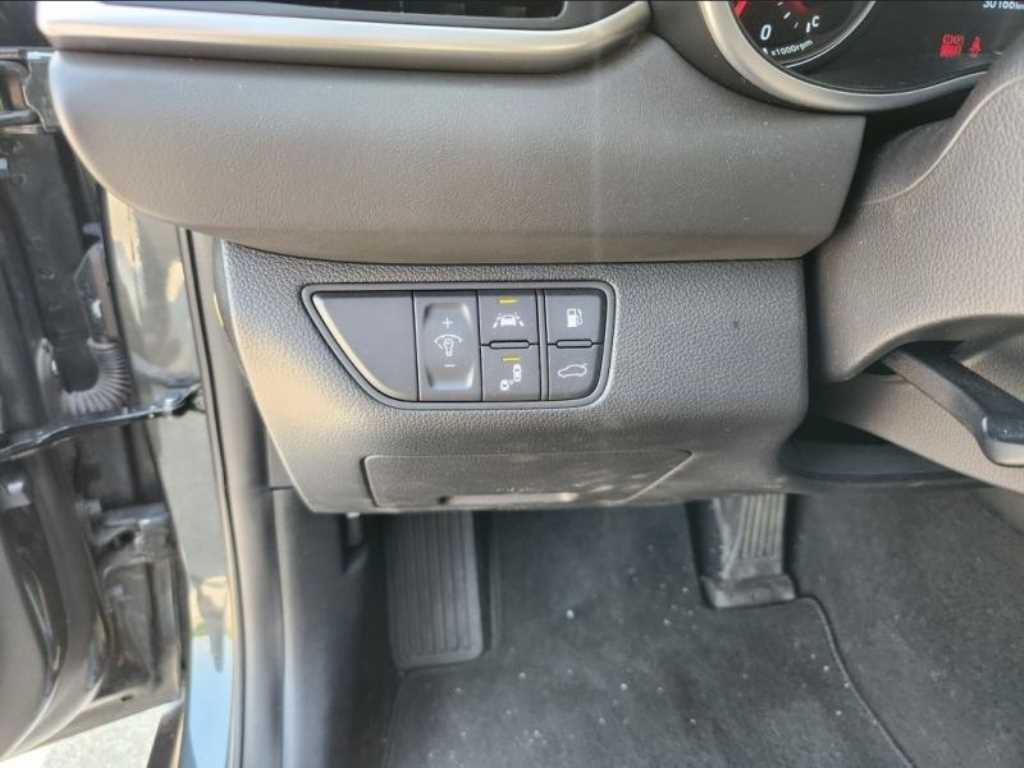 Genesis G70 2017 Gris - Importación desde Corea - HF Imports Iquique - Foto 17