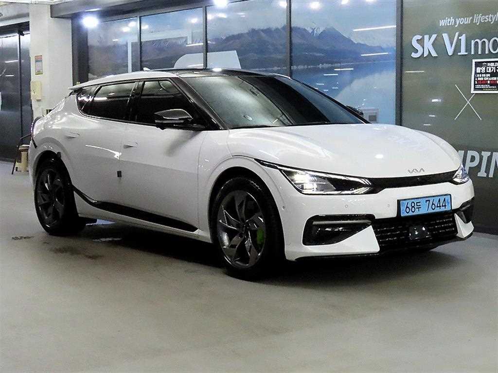 KIA EV6 2021 Blanco - Importación desde Corea - HF Imports Iquique - Foto 1