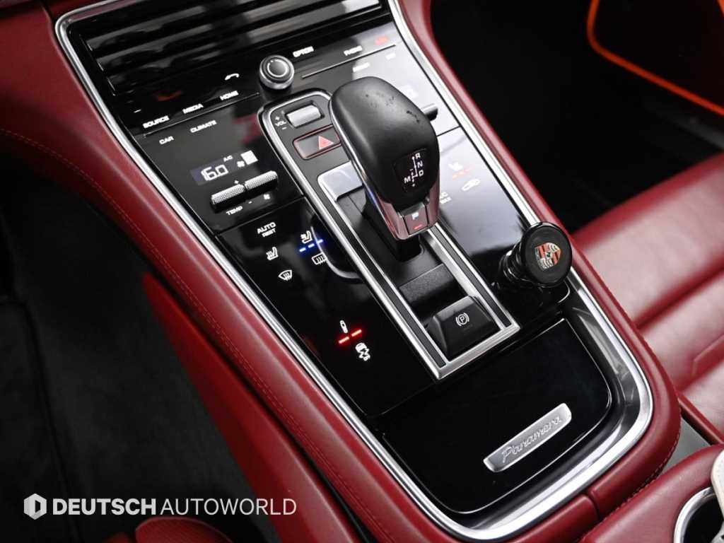Porsche Panamera - Vista 11