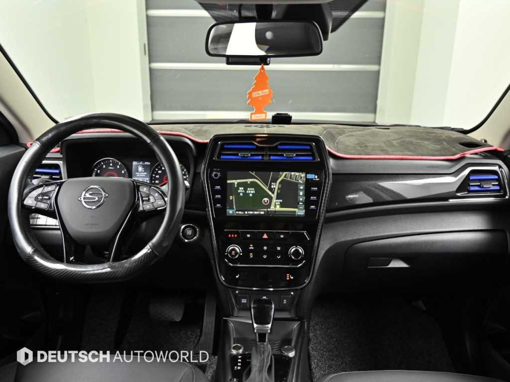 Ssangyong Tivoli - Vista 9