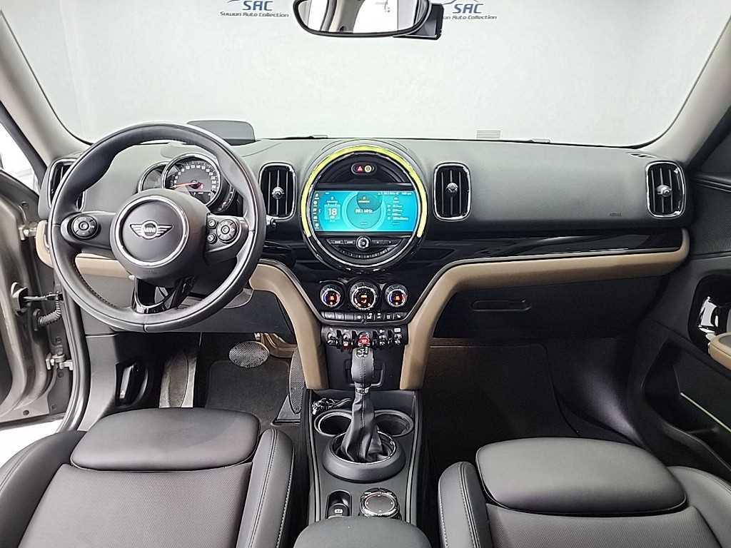 Mini Countryman - Vista 9