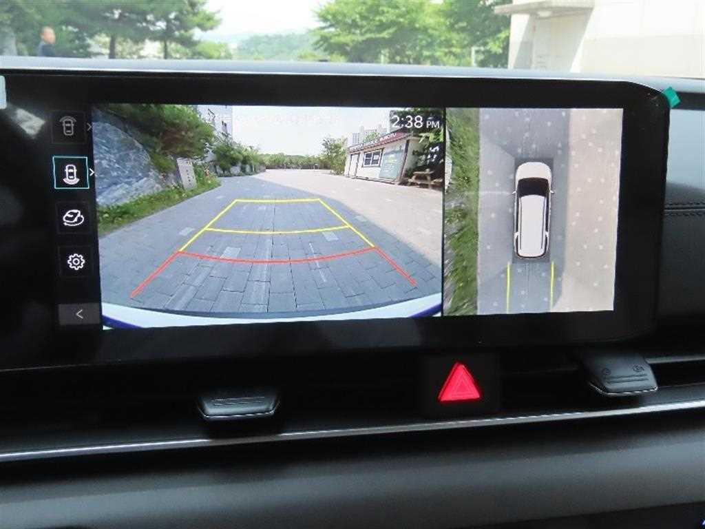 KIA Carnival - Vista 11