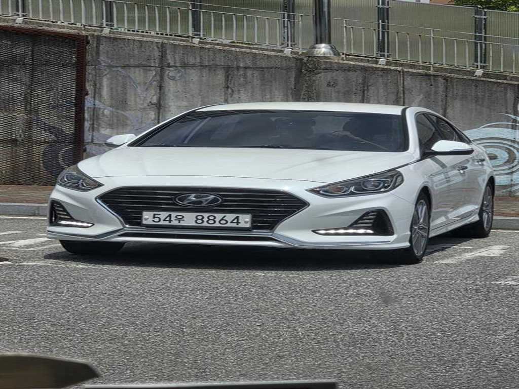 HYUNDAI Sonata 2017 Blanco - Importación desde Corea - HF Imports Iquique - Foto 1