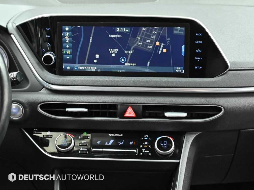 HYUNDAI Sonata - Vista 8
