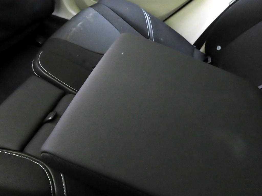 Volvo V40 2014 Negro - Importación desde Corea - HF Imports Iquique - Foto 18
