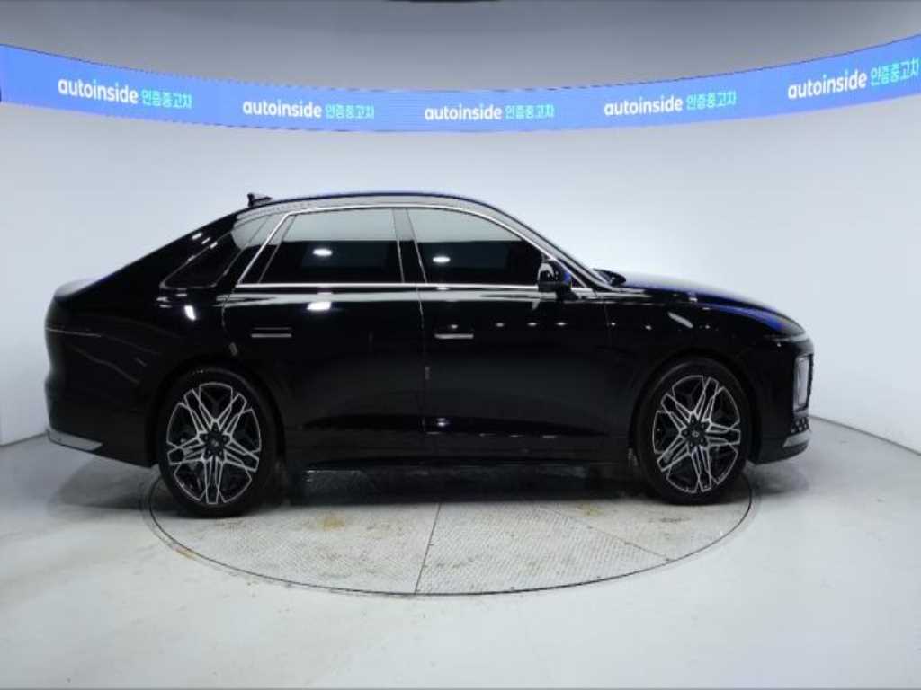 HYUNDAI Grandeur - Vista 3