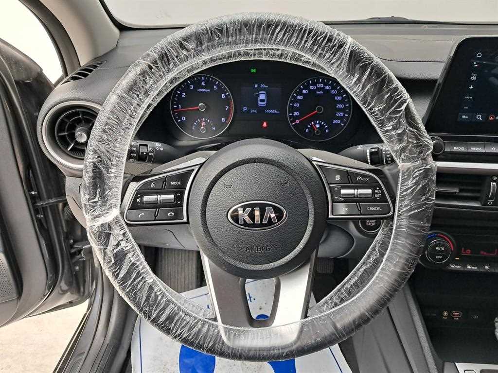 KIA K3 - Vista 9