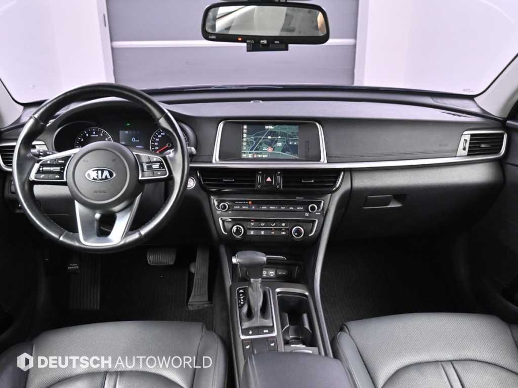 KIA K5 - Vista 9