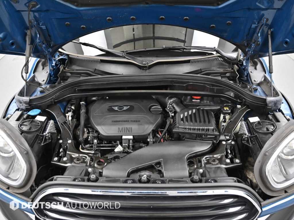 Mini Countryman - Vista 8