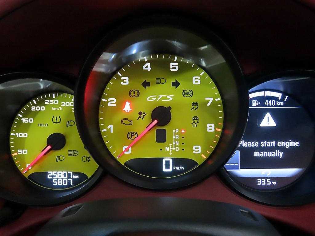 Porsche 718 2024 Amarillo - Importación desde Corea - HF Imports Iquique - Foto 13