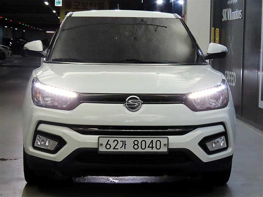 Ssangyong Tivoli - Vista 2