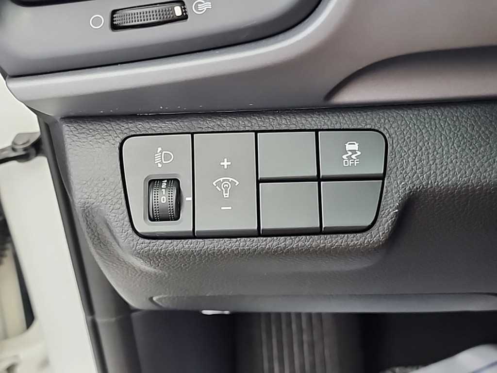 KIA Stonic 2018 Blanco - Importación desde Corea - HF Imports Iquique - Foto 19