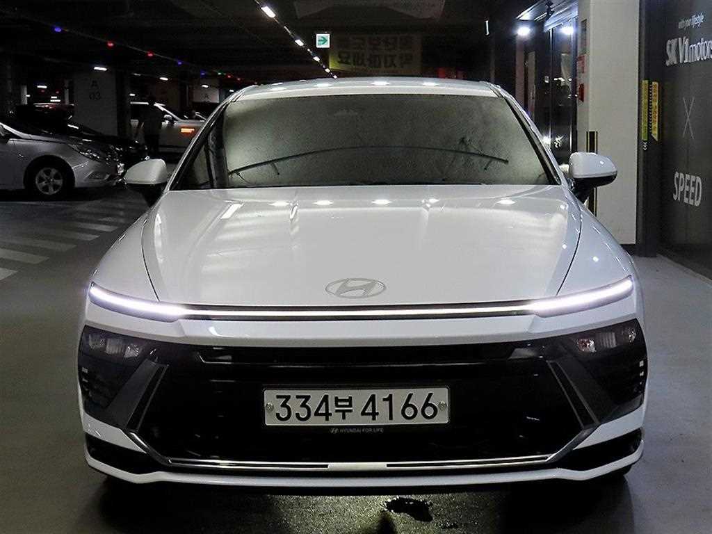 HYUNDAI Sonata - Vista 2