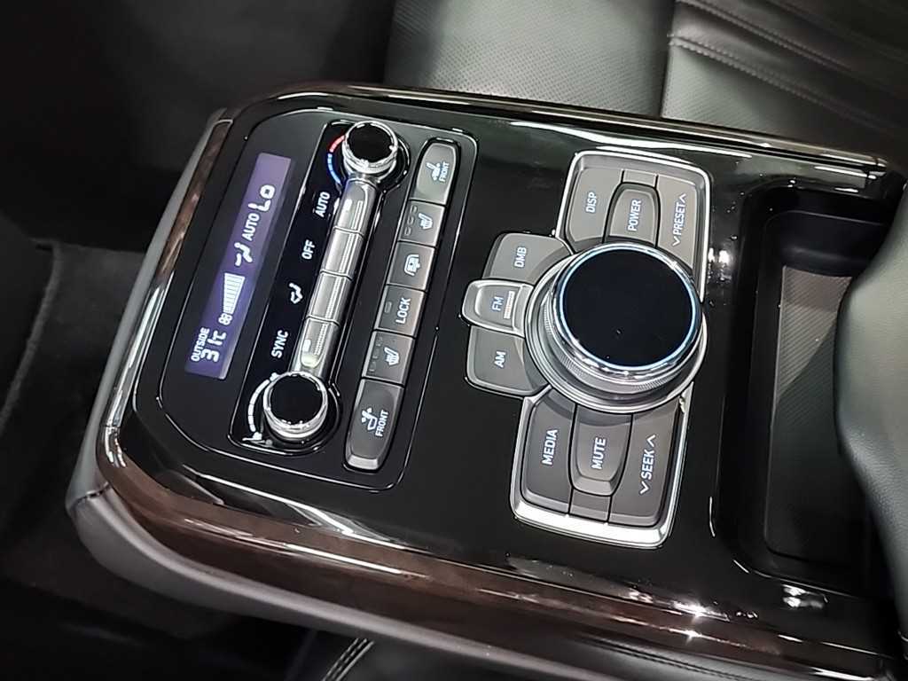 Genesis EQ900 2017 Negro - Importación desde Corea - HF Imports Iquique - Foto 16