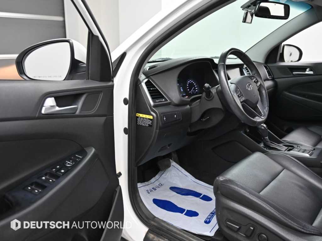 HYUNDAI Tucson 2015 Blanco - Importación desde Corea - HF Imports Iquique - Foto 13