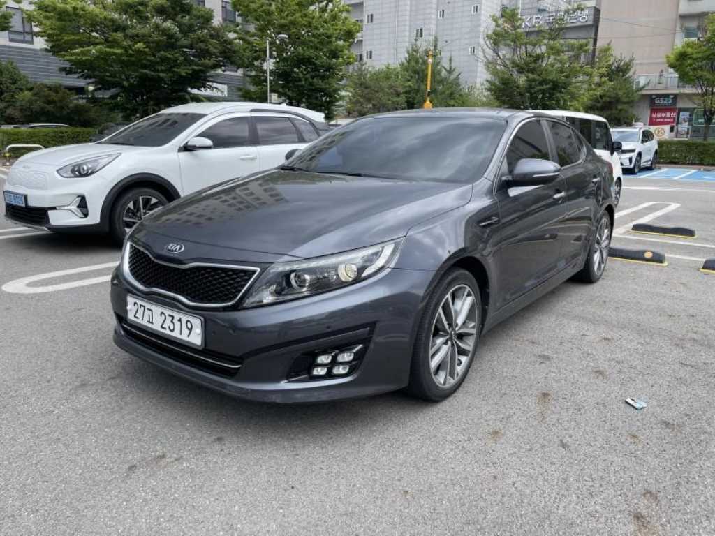 KIA K5