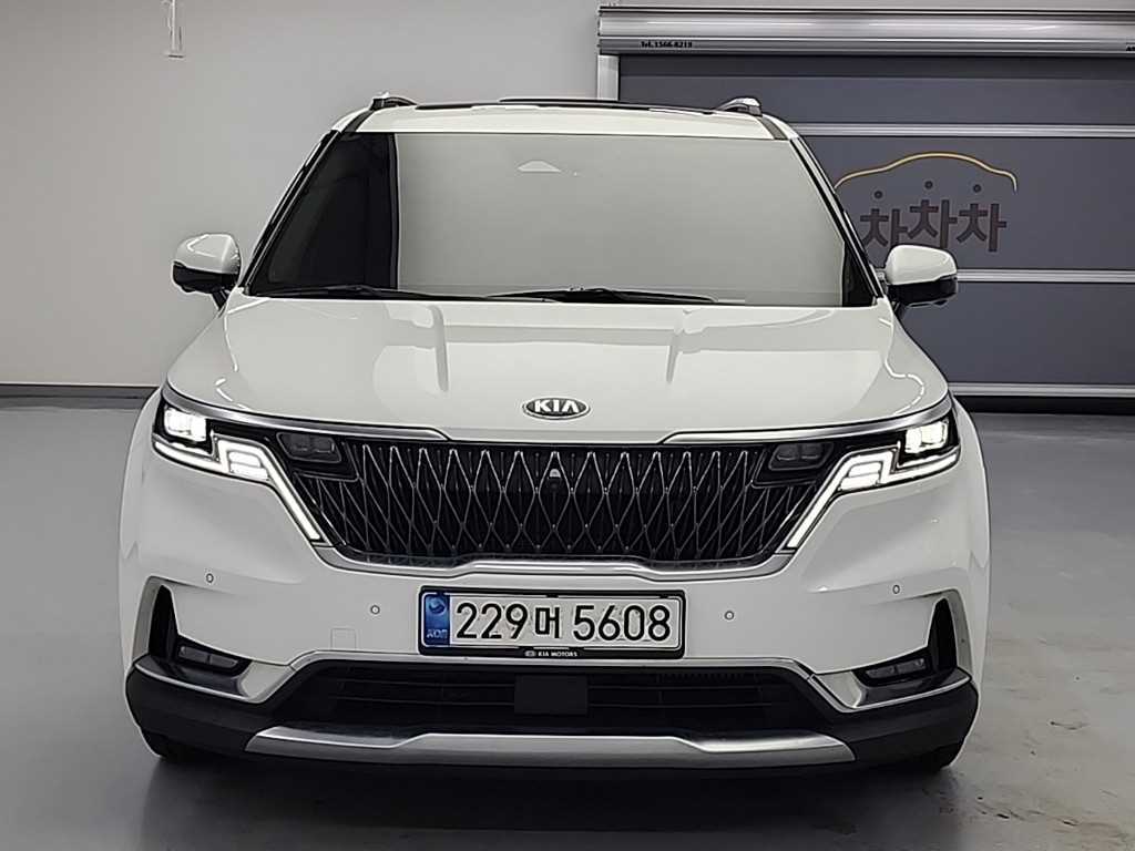 KIA Carnival - Vista 2