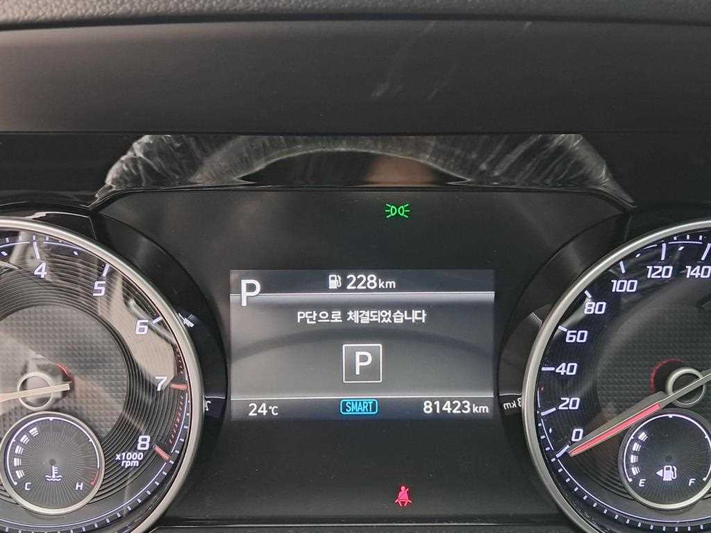 HYUNDAI Grandeur - Vista 10