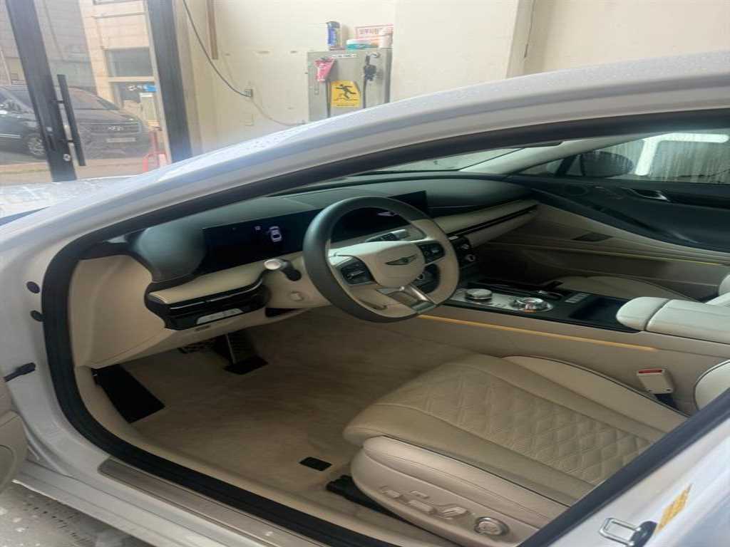 Genesis G80 - Vista 5