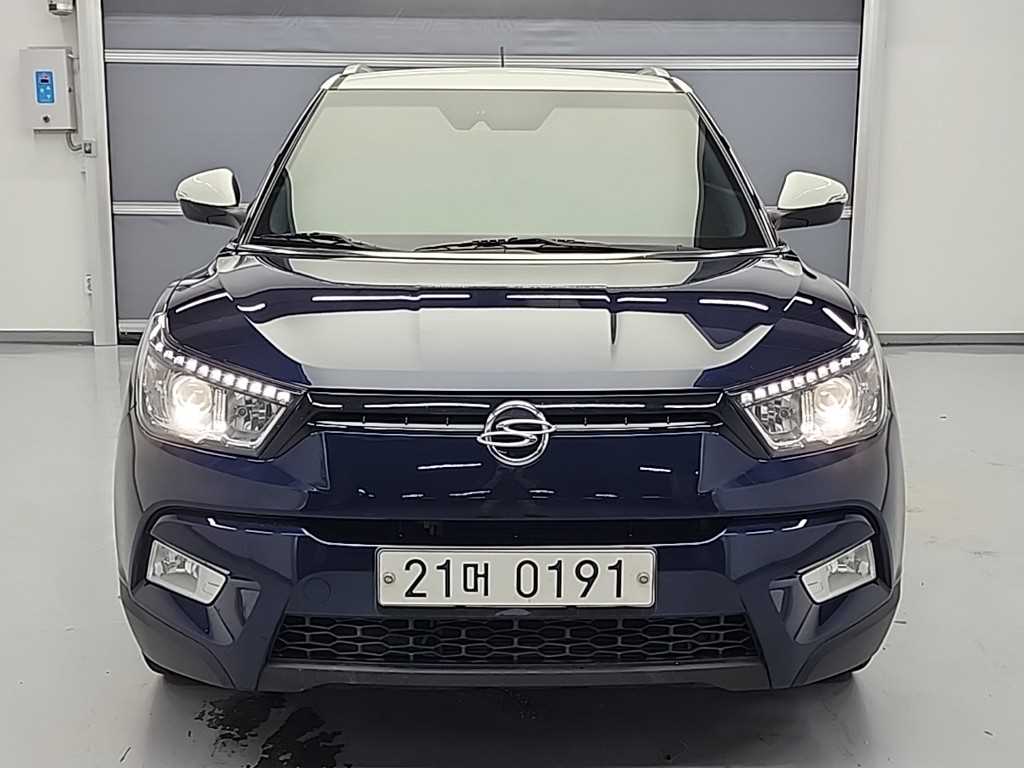 Ssangyong Tivoli - Vista 2