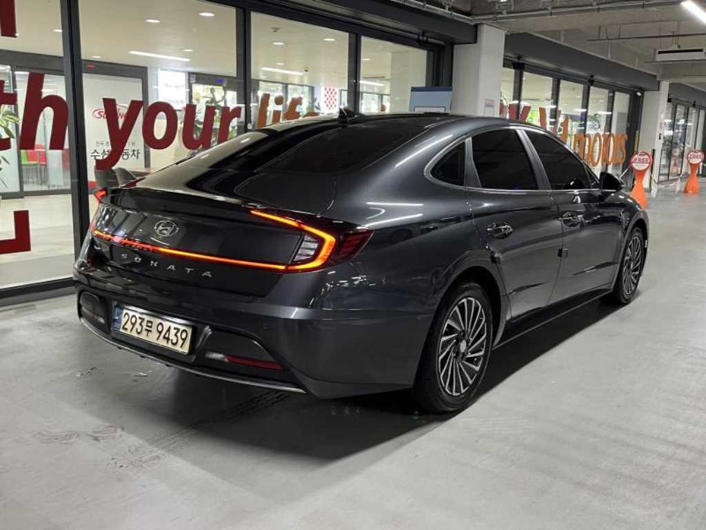 HYUNDAI Sonata - Vista 6