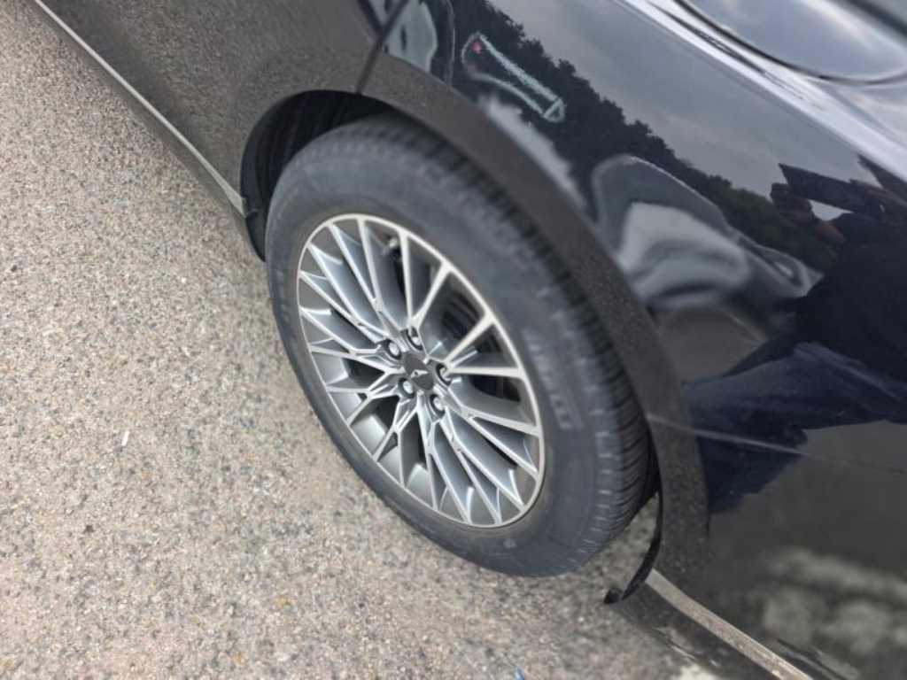 Genesis G80 - Vista 11