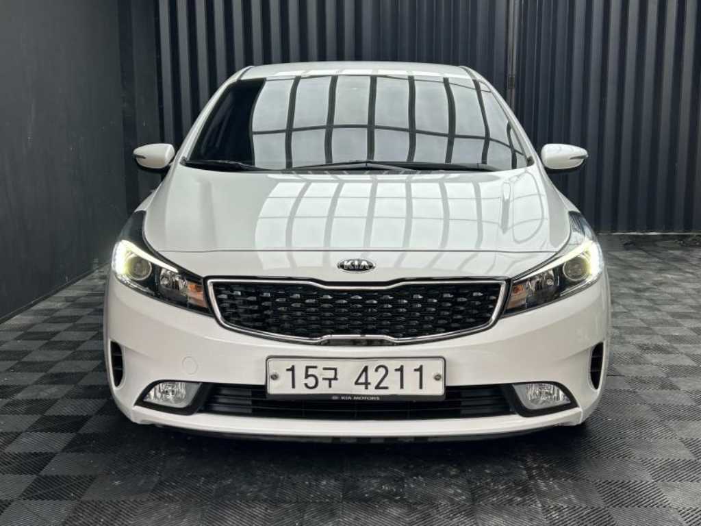 KIA K3 2018 - Importación desde Corea - HF Imports Iquique - Foto 1