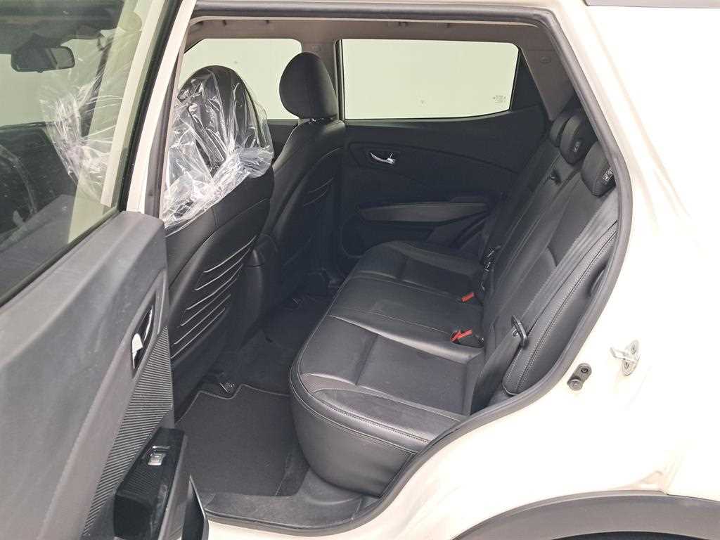 Ssangyong Tivoli 2020 Blanco - Importación desde Corea - HF Imports Iquique - Foto 14
