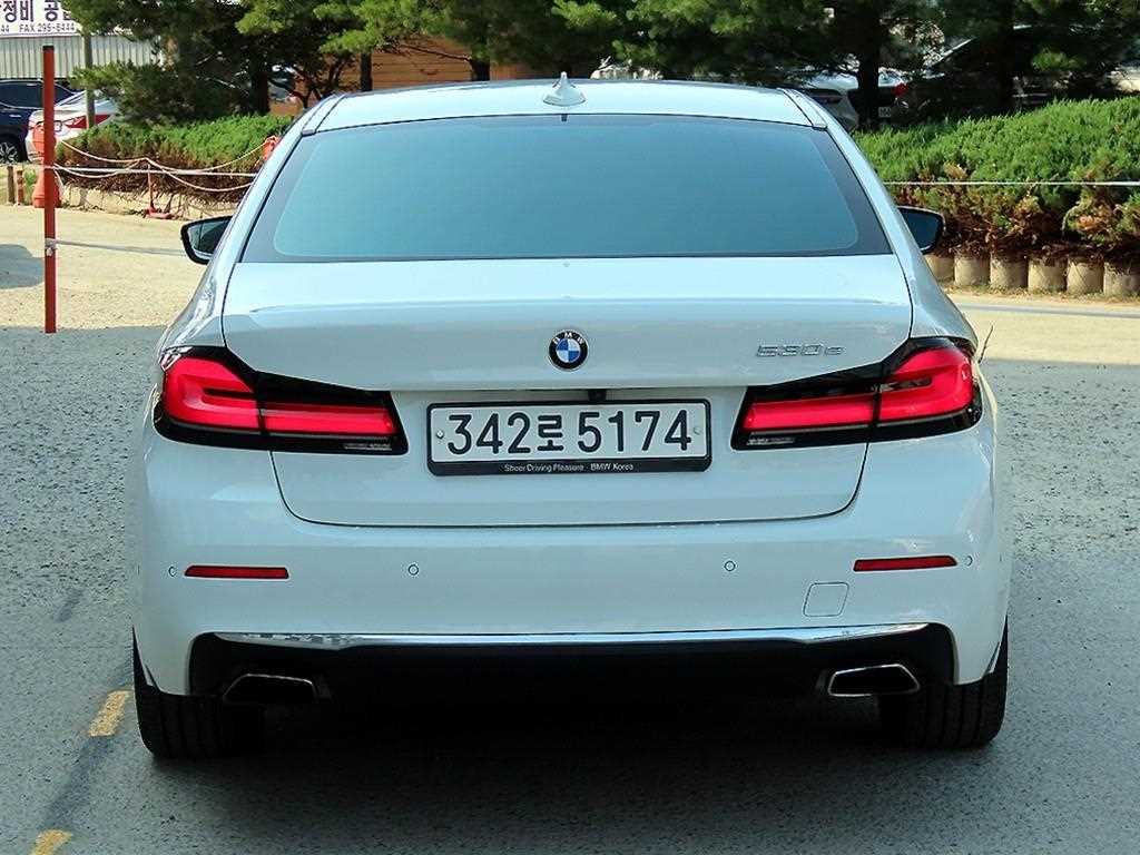 BMW 5 Series - Vista 7
