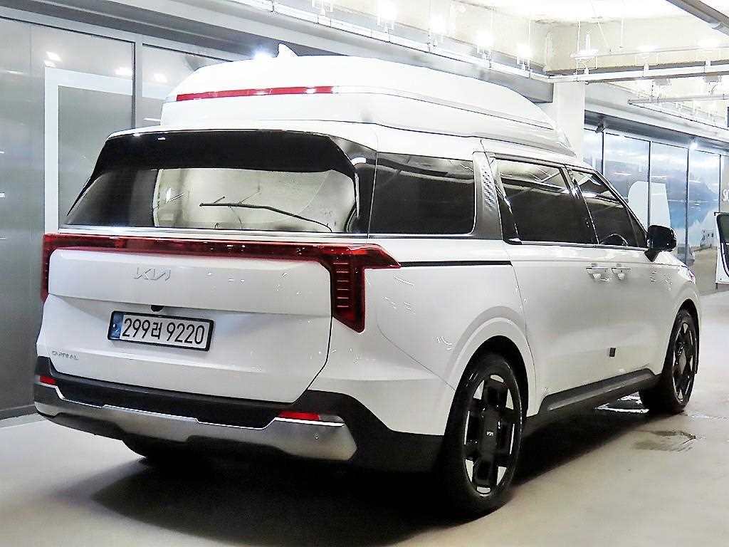 KIA Carnival - Vista 6