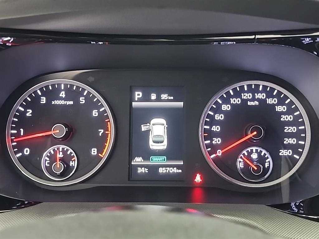 KIA K5 - Vista 8