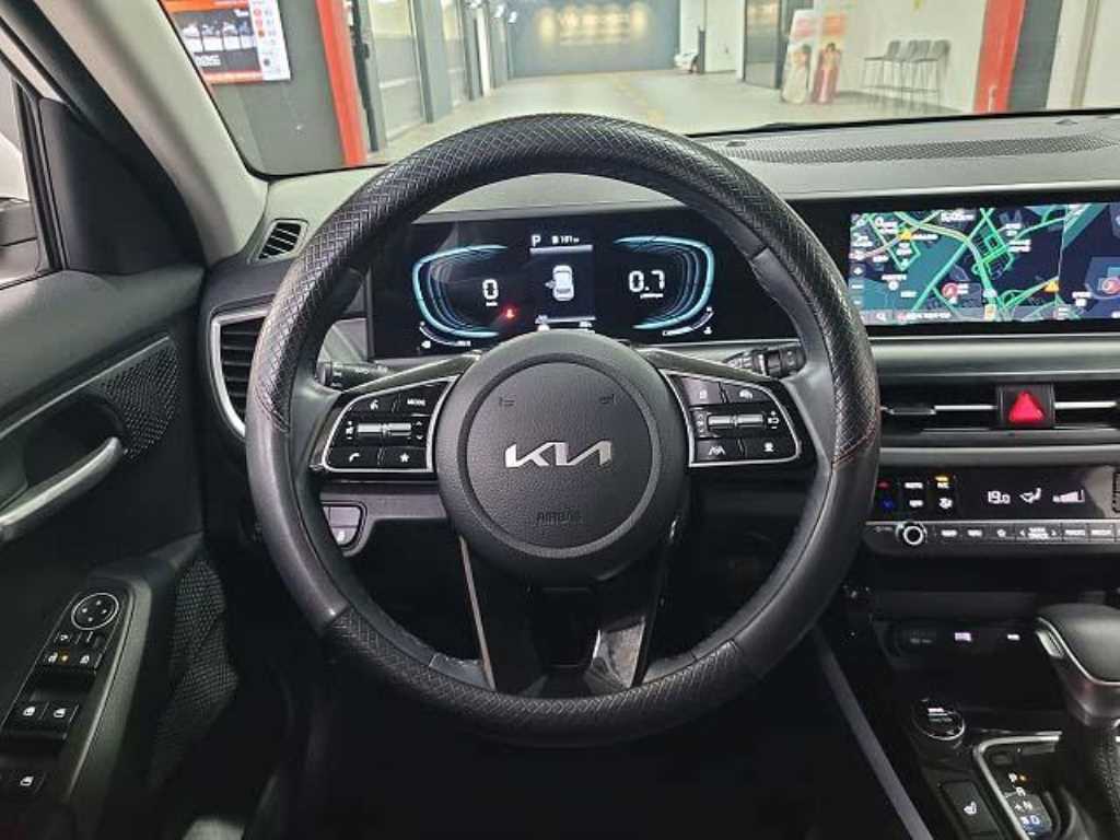 KIA Seltos - Vista 12
