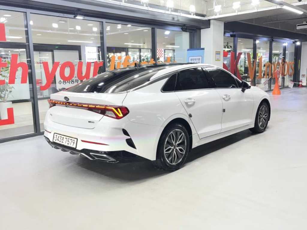 KIA K5 - Vista 6