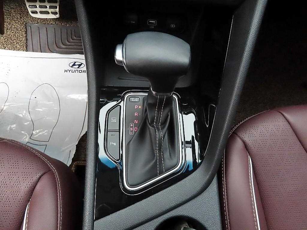 KIA Niro - Vista 12