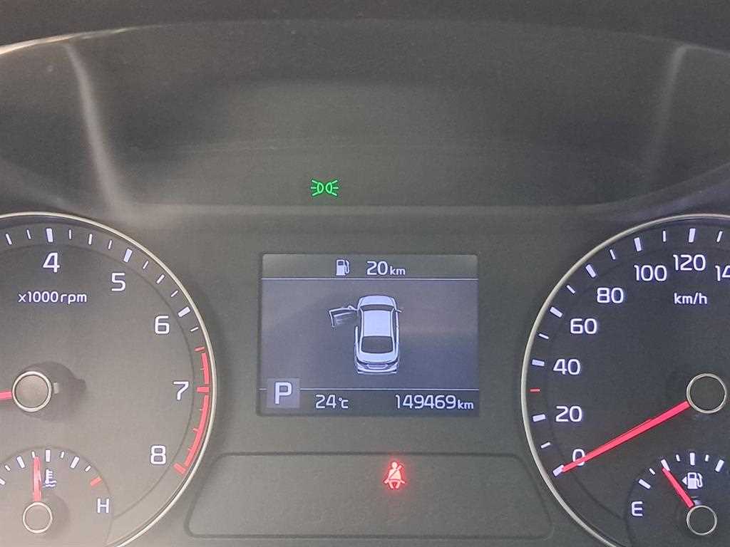 KIA K3 - Vista 10