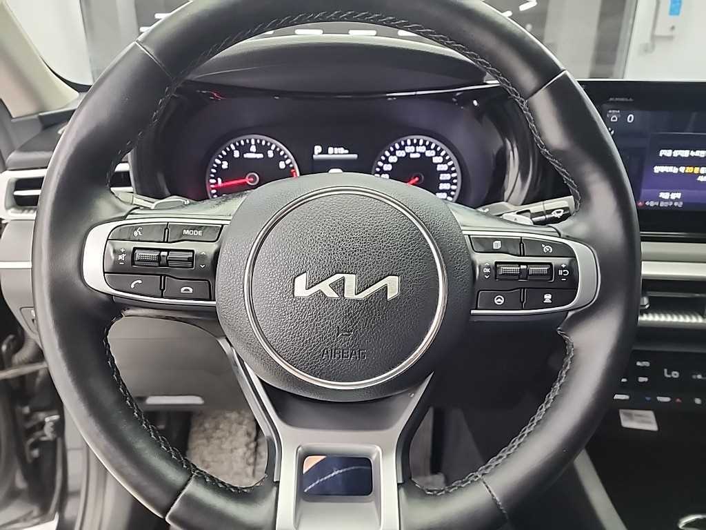 KIA K5 - Vista 11