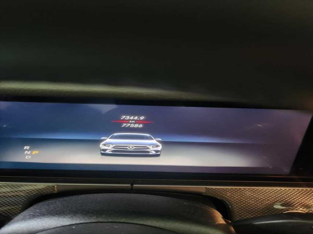 Mercedes Benz CLS Class - Vista 3