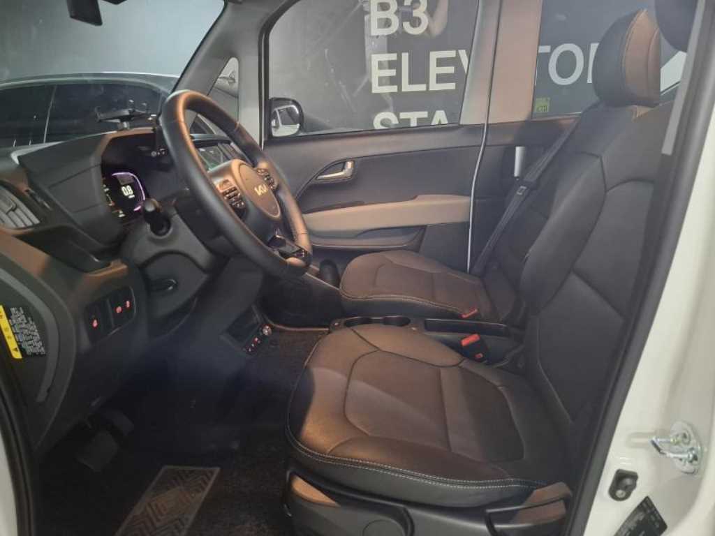 KIA Ray - Vista 8