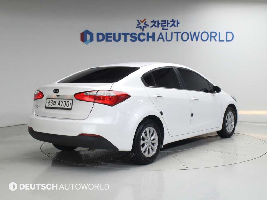 KIA K3 - Vista 2