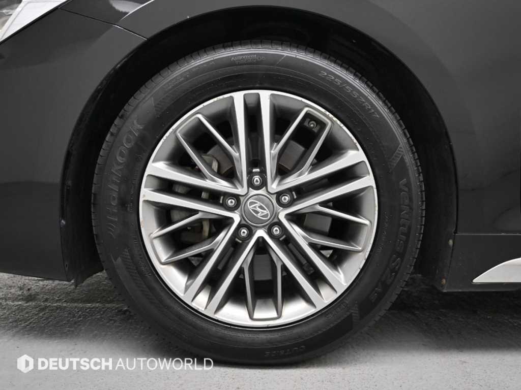 HYUNDAI Grandeur - Vista 7